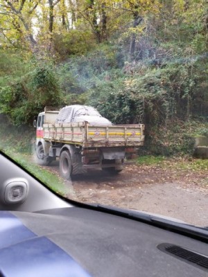 Poi sul camion verso casa. Bella nascosta da invidiosi e occhi indiscreti...