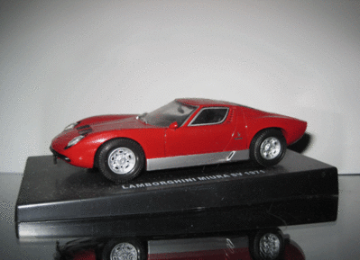 LAMBORGHINI-MIURA-8V-1971.gif